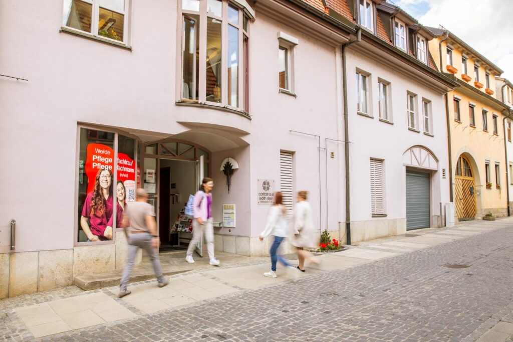 Eingang zum Caritashaus edith stein