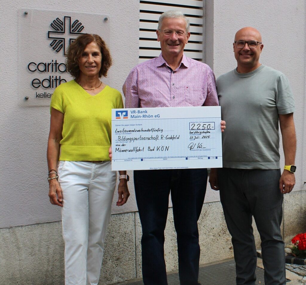 Spendenübergabe Männerwallfahrt