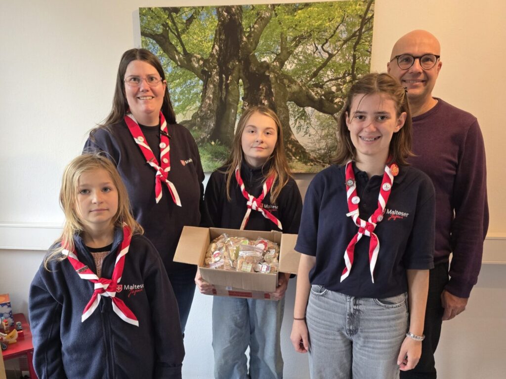 Malteser Plaetzchenspende Martinsladen 2025